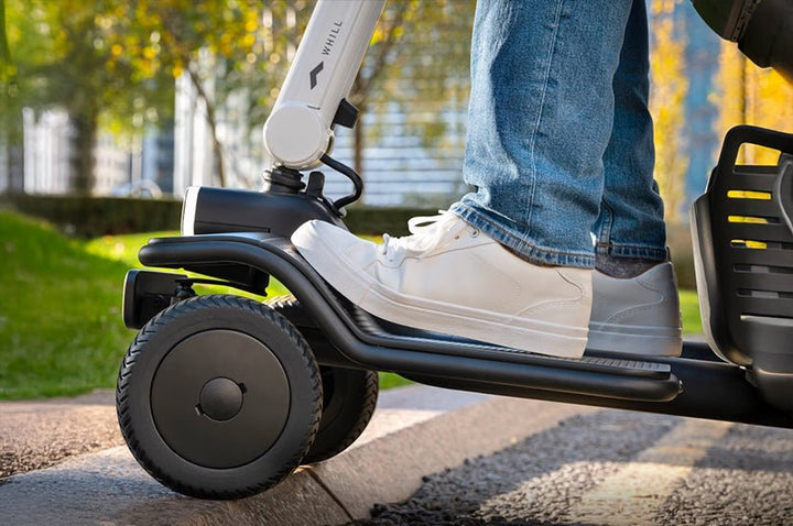 日本 WHILL Model R 電動代步車 (雙馬達、獨立避震、電子穩定器及控制) - 行貨 | 好好醫療用品