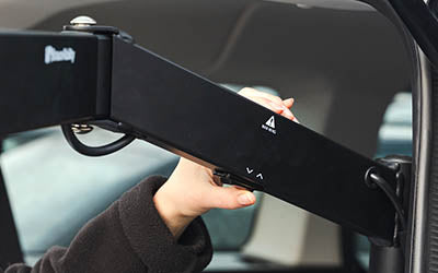瑞典 BraunAbility Carolift 40 車用輪椅吊機 (可安裝在房車上) | 好好醫療用品
