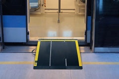 超輕量輪椅斜板 (三摺式、纖維板、只2.2/3.3 kg)